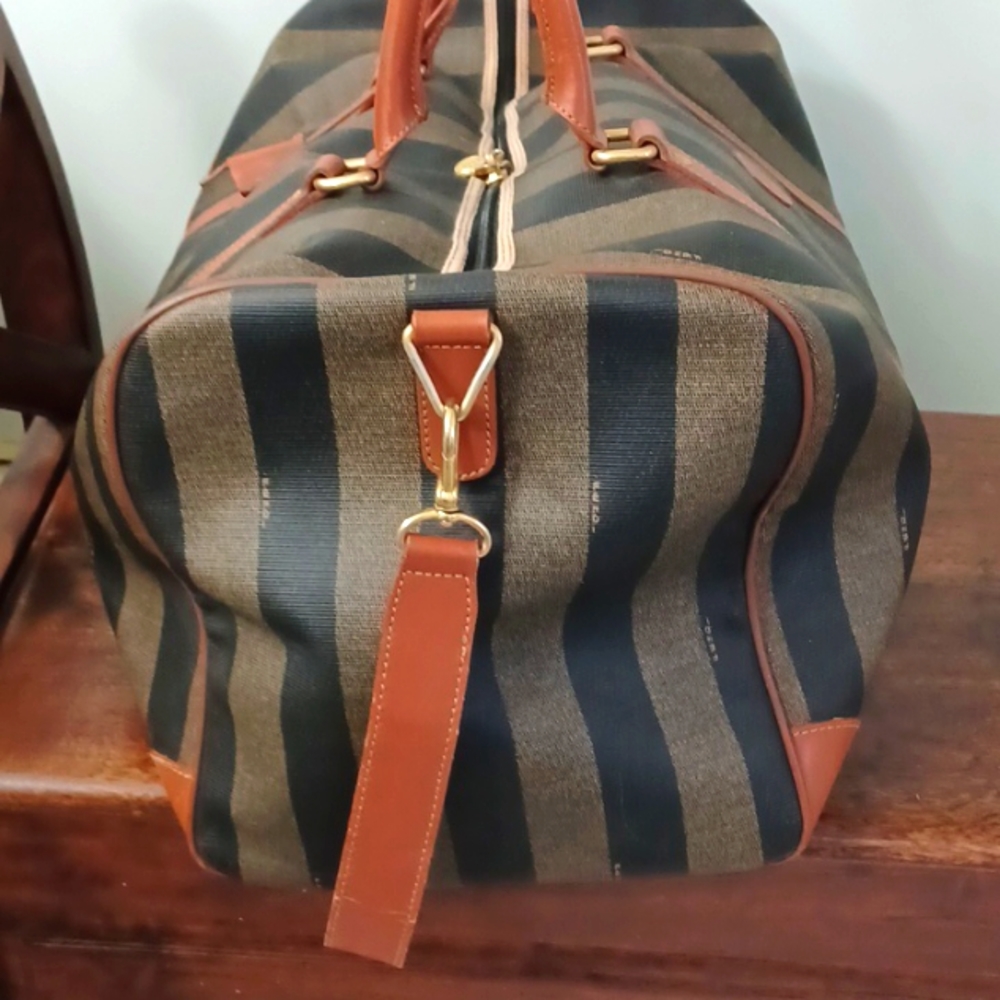 Vintage *RARE* Fendi Pequin Stripe & Cognac Duffle/Weekender Bag (Large 50cm) - Picture 3 of 10